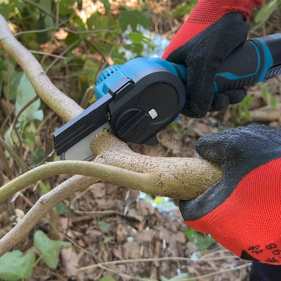 3 Inches Brushless Pruning Cutter Cordless One Handle Electric Mini Chainsaw For Tree Branch