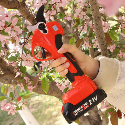 Electric Pruning Shears with 3.5cm Cutting Capacity SK5 Blade Material Battery-Powered for Branch